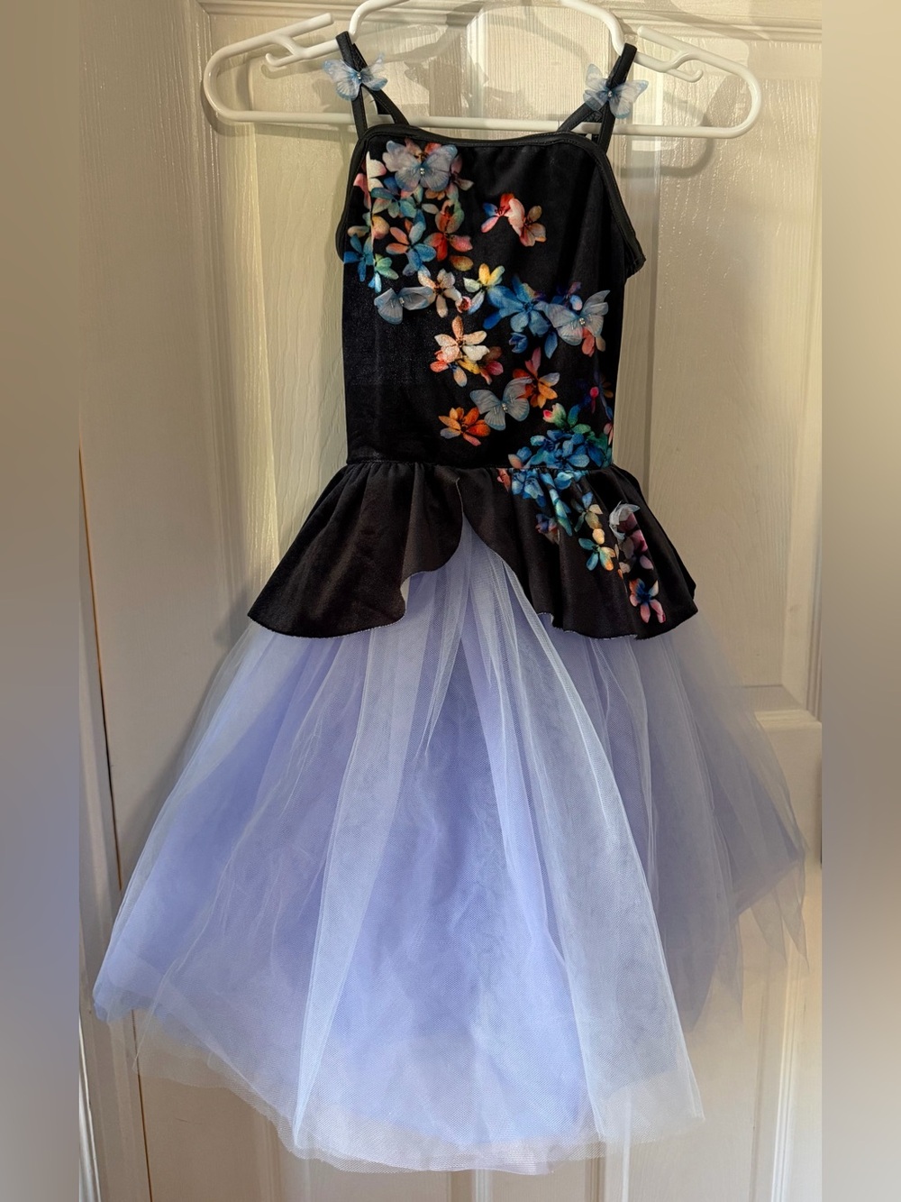 Girls Black Bodice Lavender Tulle Floral Appliqué Dress